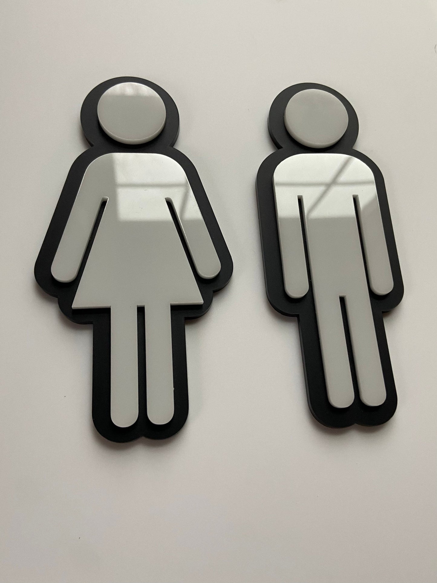 Bathroom Icon Men's Women's Rustic Coffee Shop Sign | Black & White Acrylic Office Restaurant Restroom Signs Business Handicap Home Bar